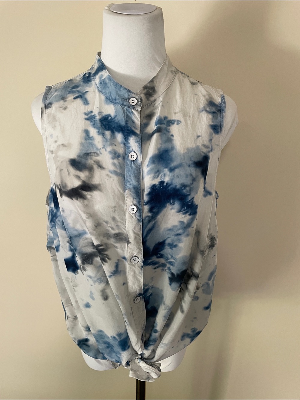 Fifteen Twenty Tie-Front Button Shirt - Blue Tie-Dye | L *flaw*